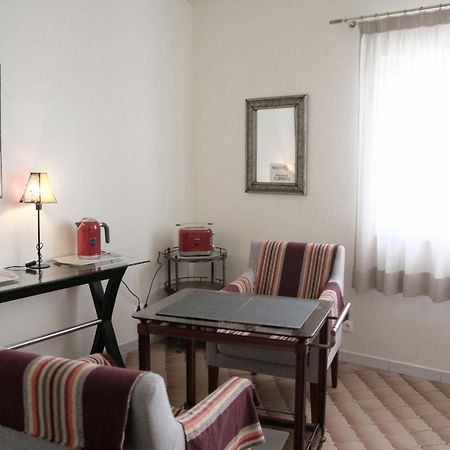 Angela Guest House Lagos Exterior photo