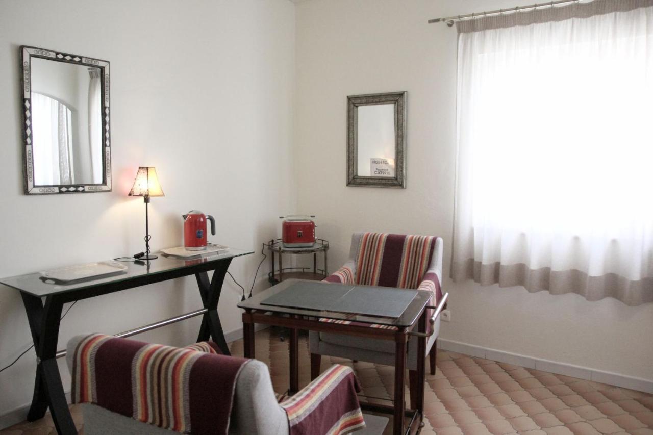 Angela Guest House Lagos Exterior photo