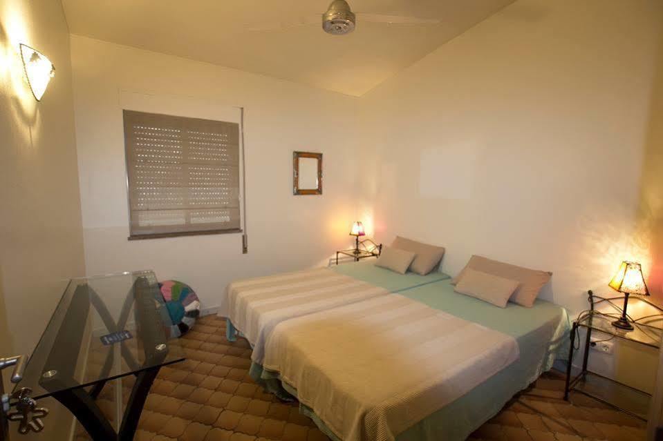 Angela Guest House Lagos Exterior photo